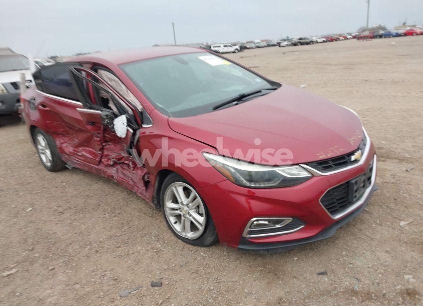2017 Chevrolet Cruze LT AUTO (VIN 1G1BE5SM1H7137225) main photo