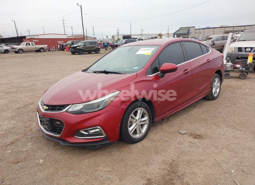 Photo 2 of 2017 Chevrolet Cruze LT AUTO (VIN 1G1BE5SM1H7137225)