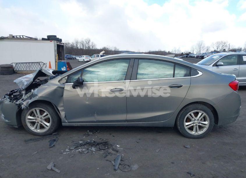 Photo 14 of 2017 Chevrolet Cruze LT AUTO (VIN 1G1BE5SM1H7141436)