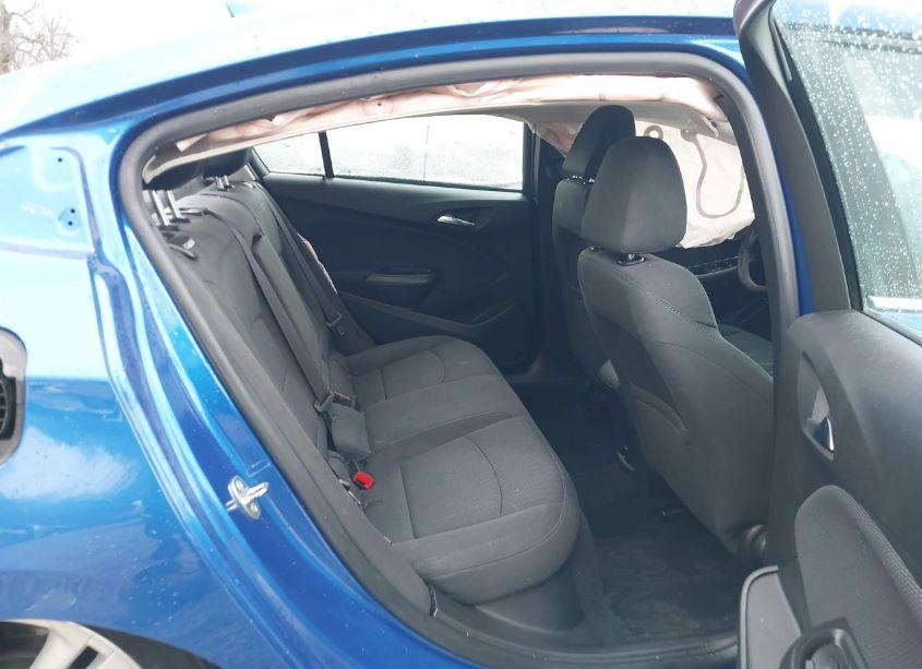 Photo 8 of 2017 Chevrolet Cruze LT AUTO (VIN 1G1BE5SM1H7151898)