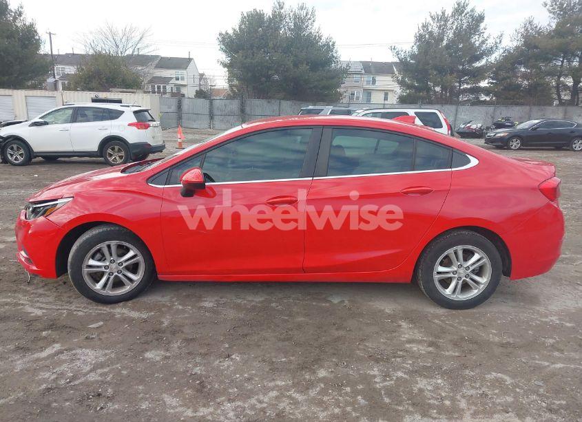 Photo 14 of 2017 Chevrolet Cruze LT AUTO (VIN 1G1BE5SM1H7163663)
