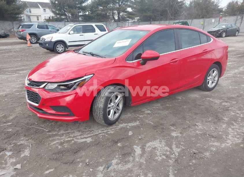 Photo 2 of 2017 Chevrolet Cruze LT AUTO (VIN 1G1BE5SM1H7163663)