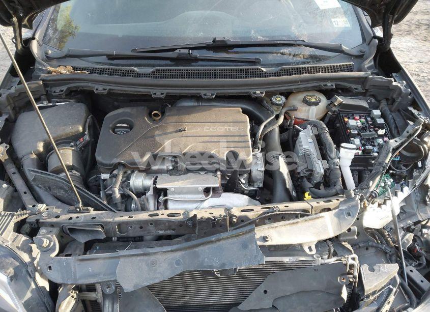 Photo 10 of 2017 Chevrolet Cruze LT AUTO (VIN 1G1BE5SM1H7169933)