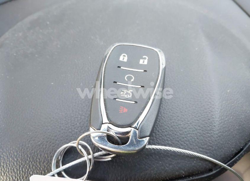 Photo 11 of 2017 Chevrolet Cruze LT AUTO (VIN 1G1BE5SM1H7169933)