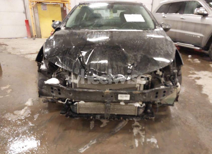 Photo 6 of 2017 Chevrolet Cruze LT AUTO (VIN 1G1BE5SM1H7178504)