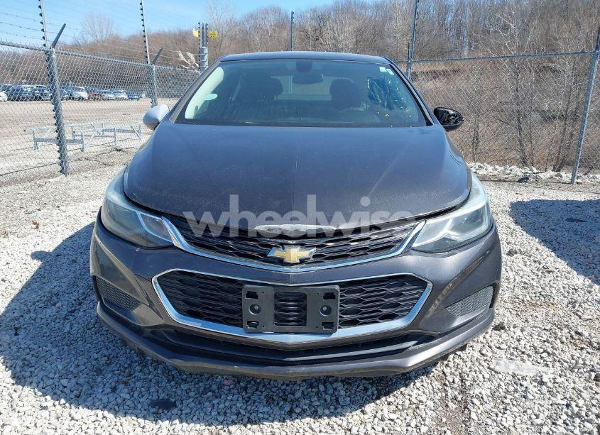 Photo 12 of 2017 Chevrolet Cruze LT AUTO (VIN 1G1BE5SM1H7205152)