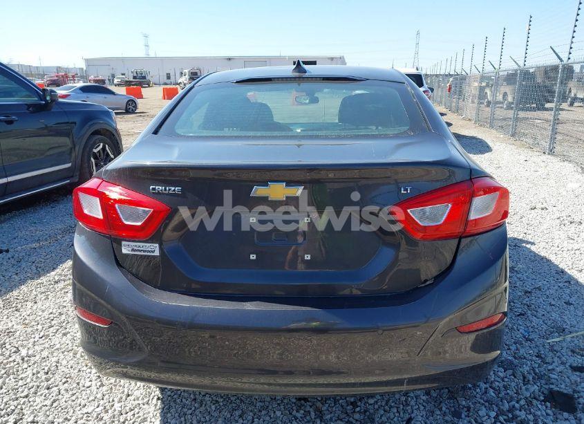 Photo 16 of 2017 Chevrolet Cruze LT AUTO (VIN 1G1BE5SM1H7205152)