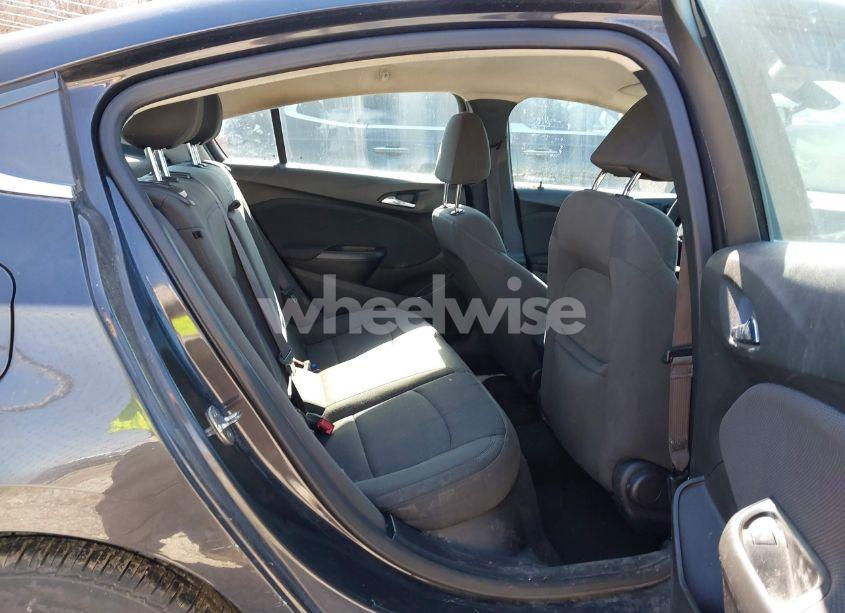 Photo 8 of 2017 Chevrolet Cruze LT AUTO (VIN 1G1BE5SM1H7205152)