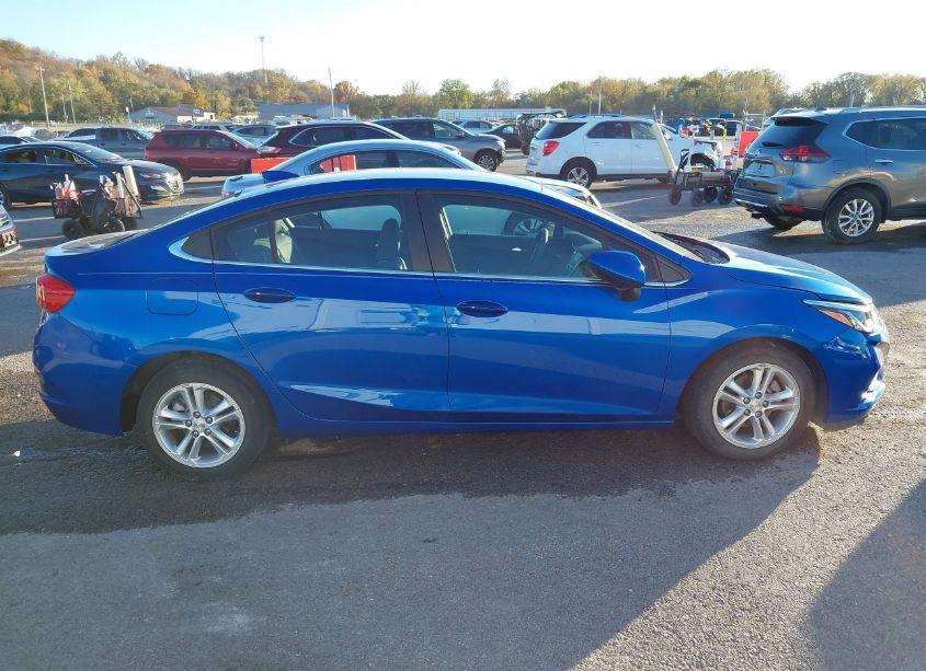 Photo 14 of 2017 Chevrolet Cruze LT AUTO (VIN 1G1BE5SM1H7208861)