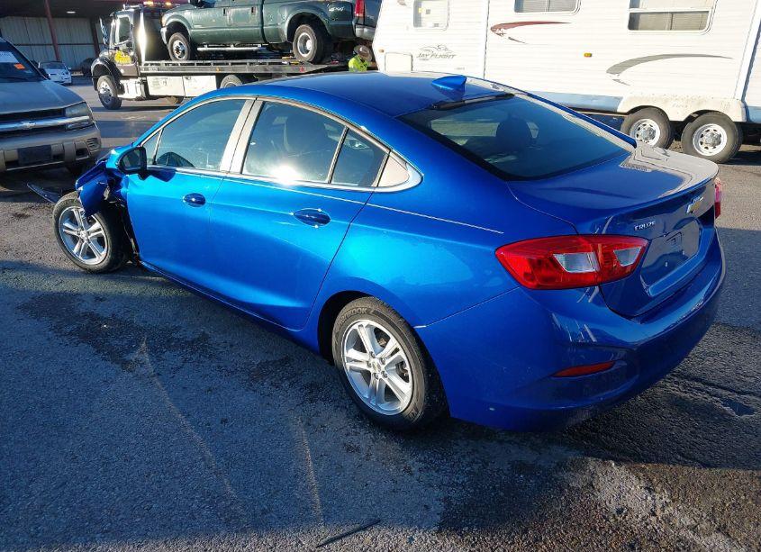 Photo 3 of 2017 Chevrolet Cruze LT AUTO (VIN 1G1BE5SM1H7208861)