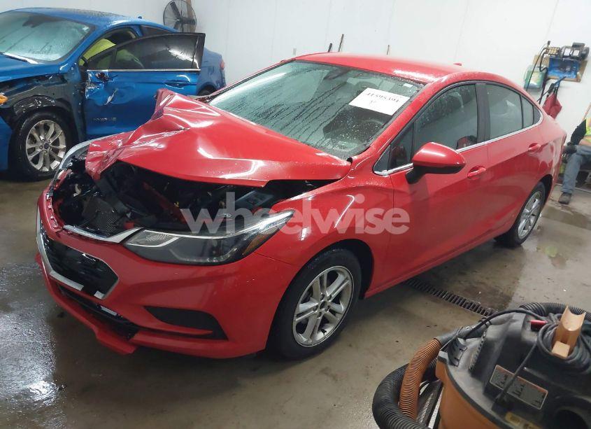 Photo 2 of 2017 Chevrolet Cruze LT AUTO (VIN 1G1BE5SM1H7210206)