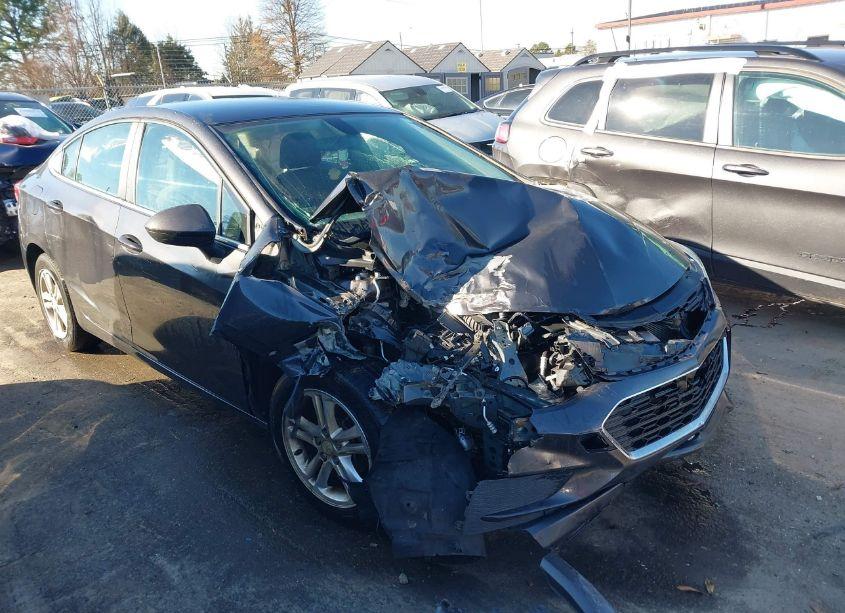 2017 Chevrolet Cruze LT AUTO (VIN 1G1BE5SM1H7226115) main photo