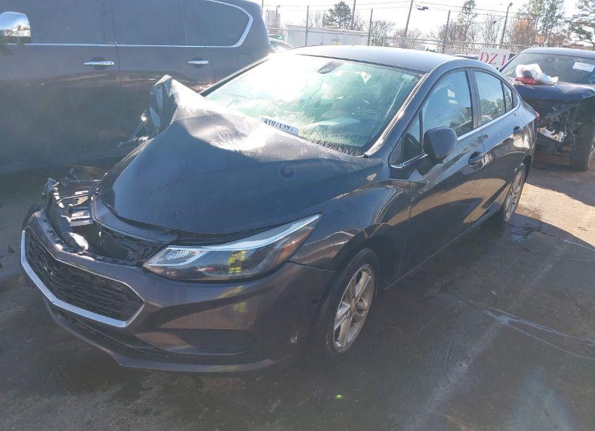 Photo 2 of 2017 Chevrolet Cruze LT AUTO (VIN 1G1BE5SM1H7226115)