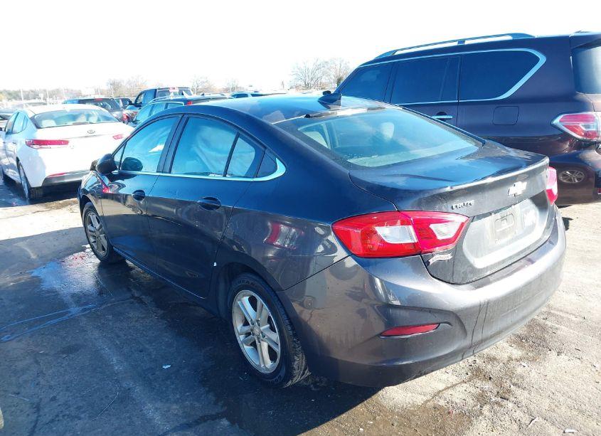 Photo 3 of 2017 Chevrolet Cruze LT AUTO (VIN 1G1BE5SM1H7226115)
