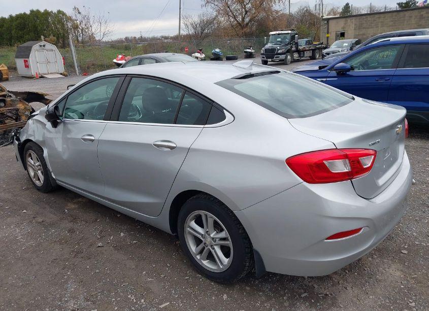 Photo 3 of 2017 Chevrolet Cruze LT AUTO (VIN 1G1BE5SM1H7246607)