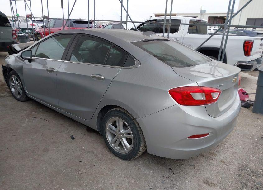 Photo 3 of 2017 Chevrolet Cruze LT AUTO (VIN 1G1BE5SM1H7252648)
