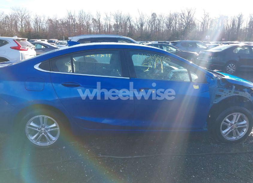 Photo 14 of 2017 Chevrolet Cruze LT AUTO (VIN 1G1BE5SM1H7262354)