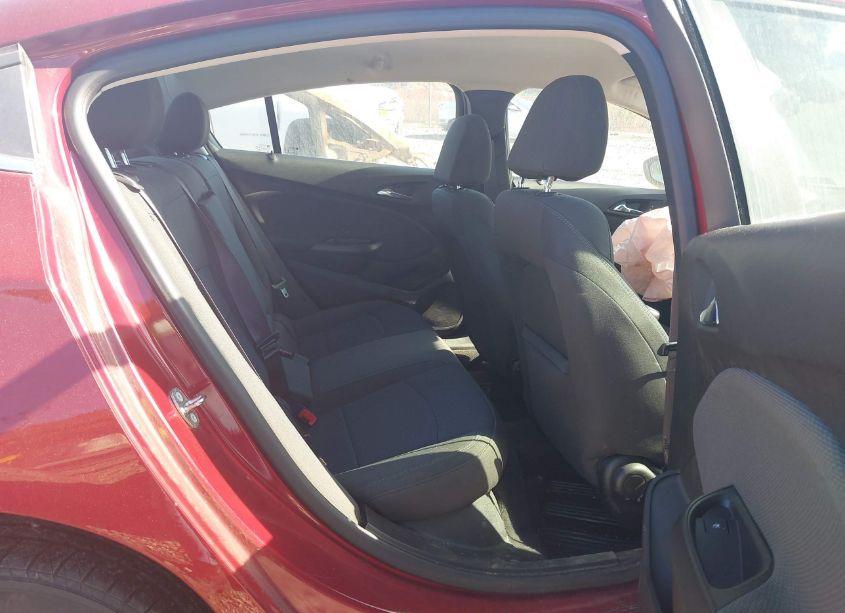 Photo 8 of 2017 Chevrolet Cruze LT AUTO (VIN 1G1BE5SM1H7267943)