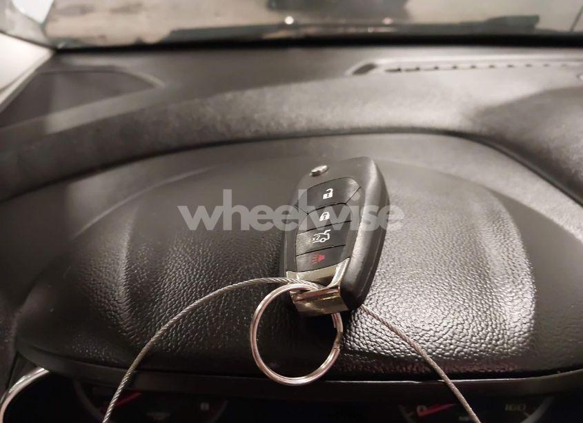 Photo 11 of 2017 Chevrolet Cruze LT AUTO (VIN 1G1BE5SM1H7281678)