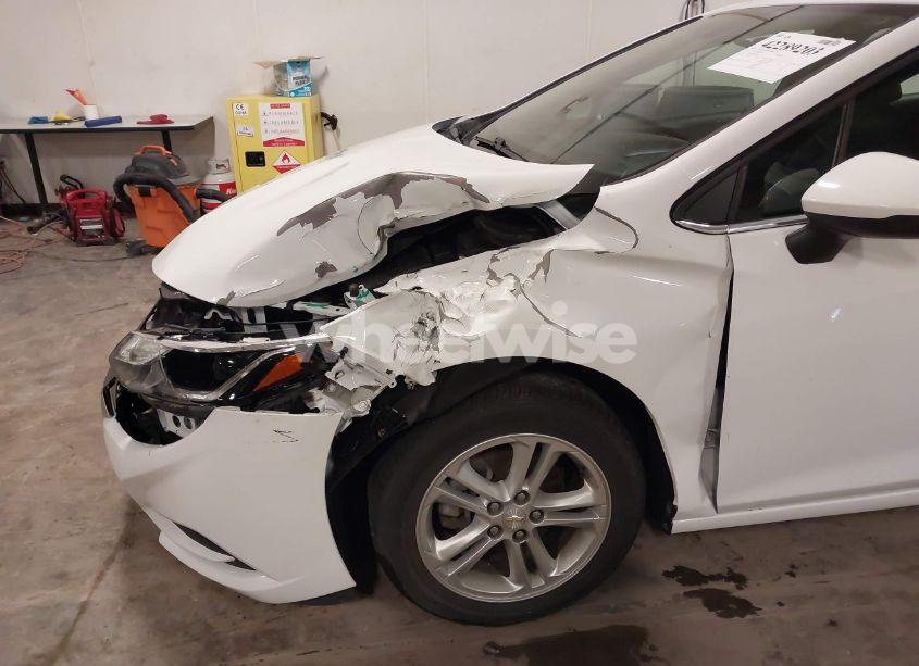 Photo 17 of 2017 Chevrolet Cruze LT AUTO (VIN 1G1BE5SM1H7281678)