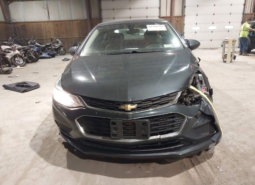 Photo 18 of 2018 Chevrolet Cruze LT AUTO (VIN 1G1BE5SM1J7118017)