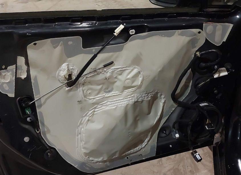 Photo 20 of 2018 Chevrolet Cruze LT AUTO (VIN 1G1BE5SM1J7118017)