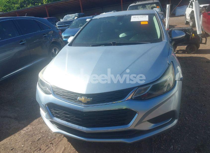 Photo 12 of 2018 Chevrolet Cruze LT AUTO (VIN 1G1BE5SM1J7148814)