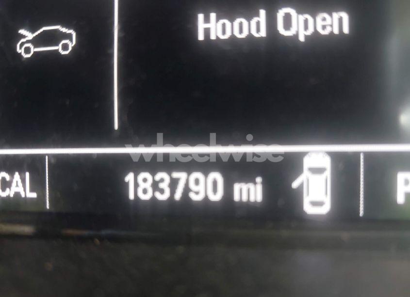 Photo 15 of 2018 Chevrolet Cruze LT AUTO (VIN 1G1BE5SM1J7148814)