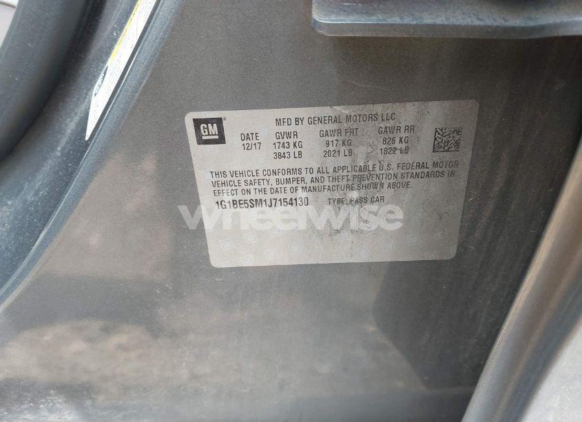 Photo 9 of 2018 Chevrolet Cruze LT AUTO (VIN 1G1BE5SM1J7154130)