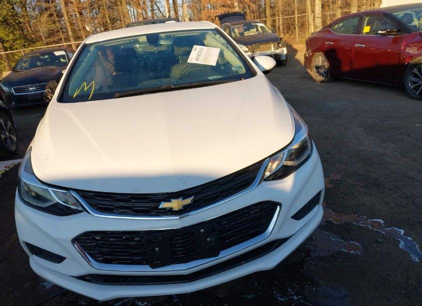 Photo 11 of 2018 Chevrolet Cruze LT AUTO (VIN 1G1BE5SM1J7169307)