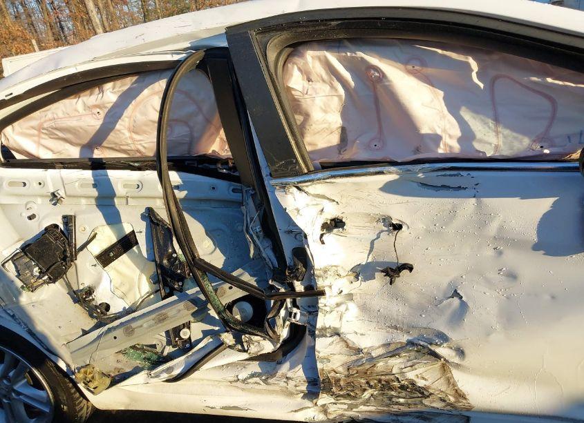 Photo 12 of 2018 Chevrolet Cruze LT AUTO (VIN 1G1BE5SM1J7169307)