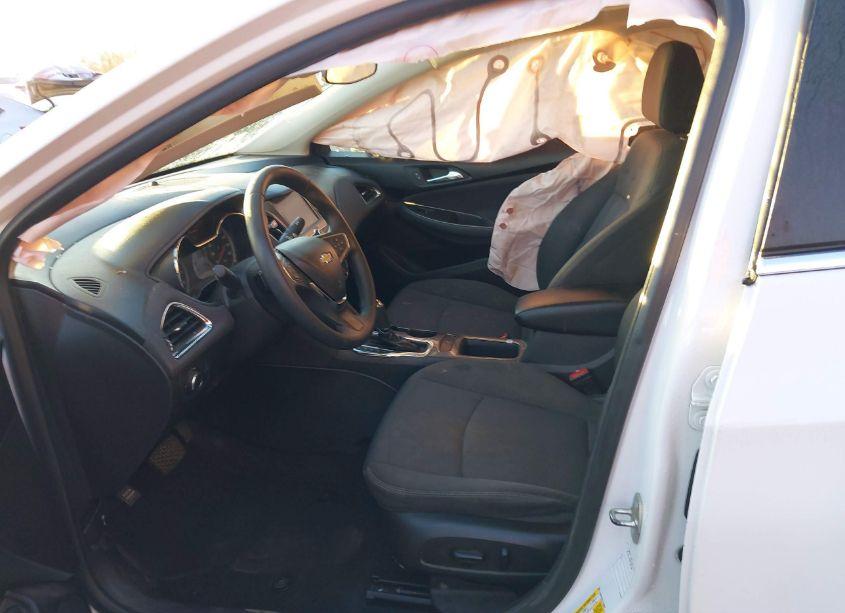 Photo 5 of 2018 Chevrolet Cruze LT AUTO (VIN 1G1BE5SM1J7169307)