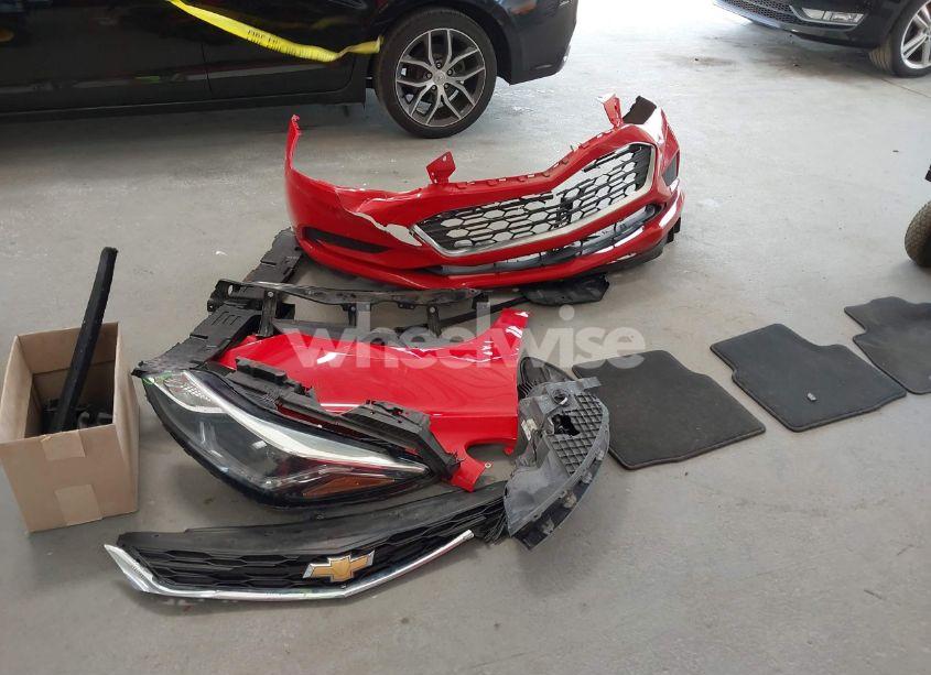 Photo 12 of 2018 Chevrolet Cruze LT AUTO (VIN 1G1BE5SM1J7172451)