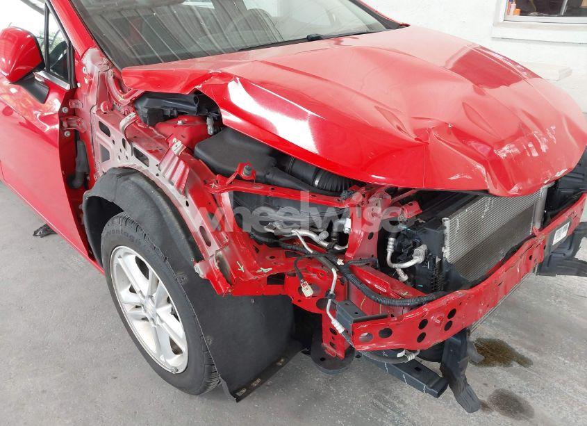 Photo 6 of 2018 Chevrolet Cruze LT AUTO (VIN 1G1BE5SM1J7172451)