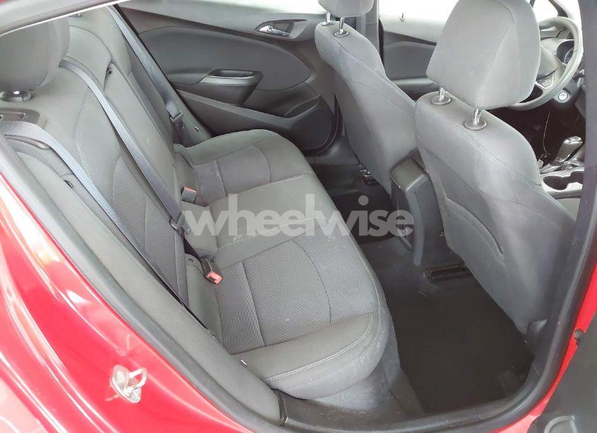 Photo 8 of 2018 Chevrolet Cruze LT AUTO (VIN 1G1BE5SM1J7172451)