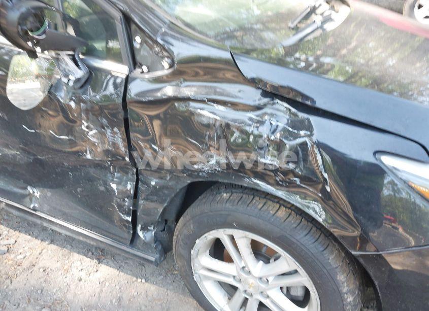 Photo 6 of 2018 Chevrolet Cruze LT AUTO (VIN 1G1BE5SM1J7179481)