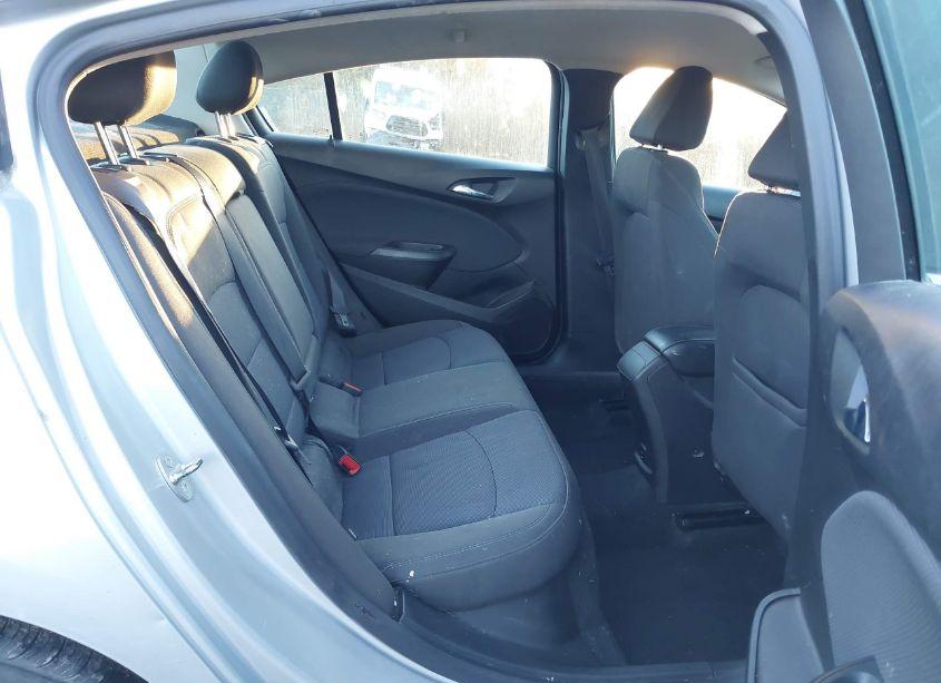 Photo 8 of 2018 Chevrolet Cruze LT AUTO (VIN 1G1BE5SM1J7198189)