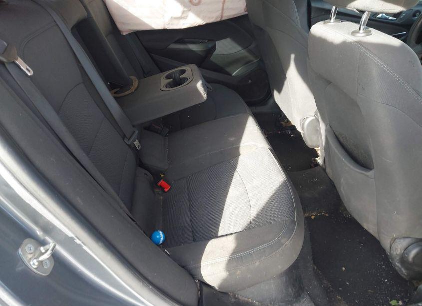 Photo 8 of 2018 Chevrolet Cruze LT AUTO (VIN 1G1BE5SM1J7215119)