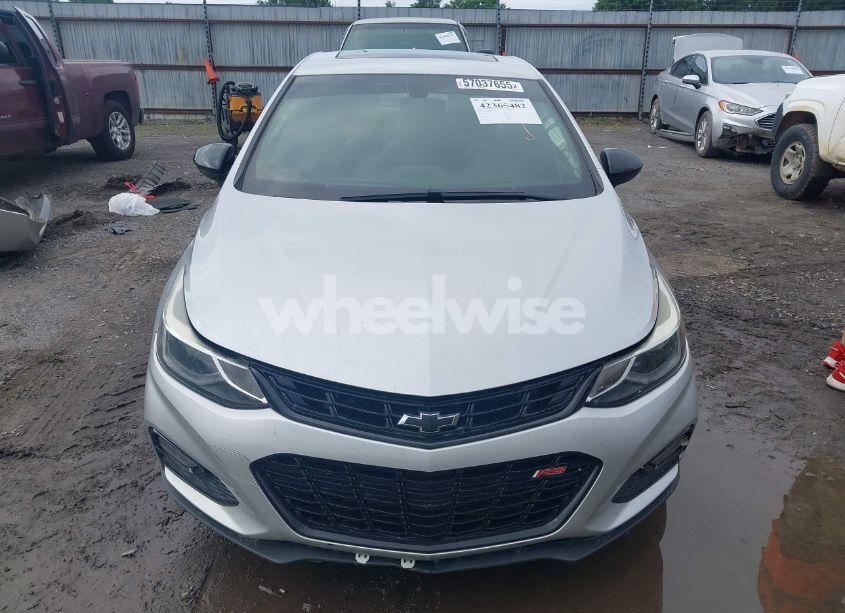 Photo 12 of 2018 Chevrolet Cruze LT AUTO (VIN 1G1BE5SM1J7228257)