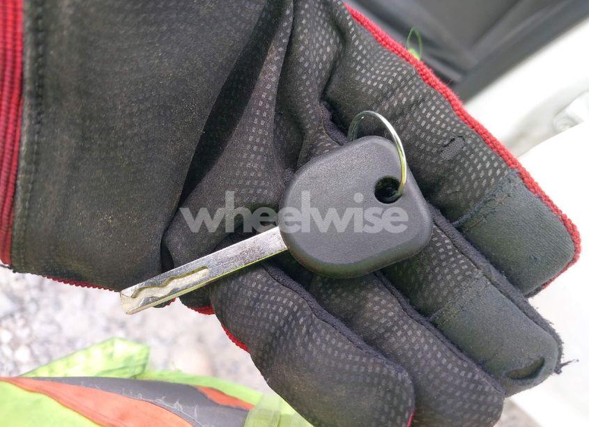 Photo 11 of 2019 Chevrolet Cruze LT (VIN 1G1BE5SM1K7115779)