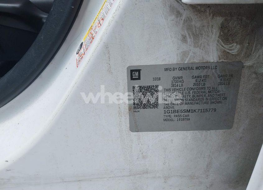 Photo 9 of 2019 Chevrolet Cruze LT (VIN 1G1BE5SM1K7115779)