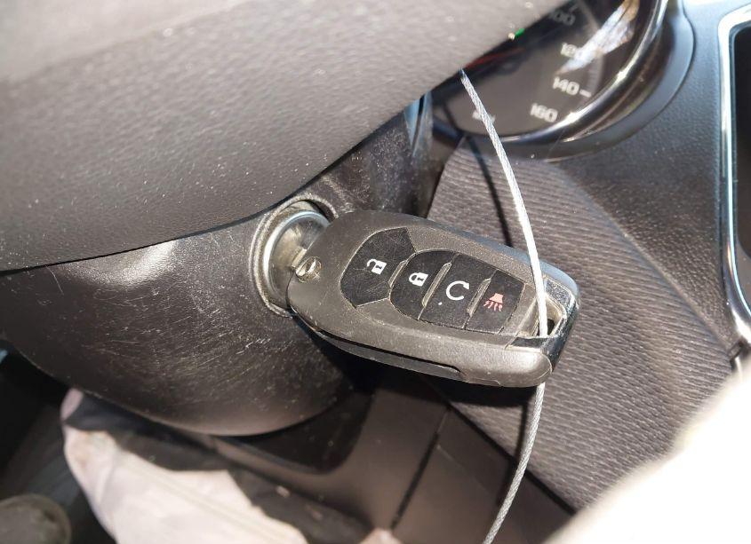 Photo 11 of 2019 Chevrolet Cruze LT (VIN 1G1BE5SM1K7119217)