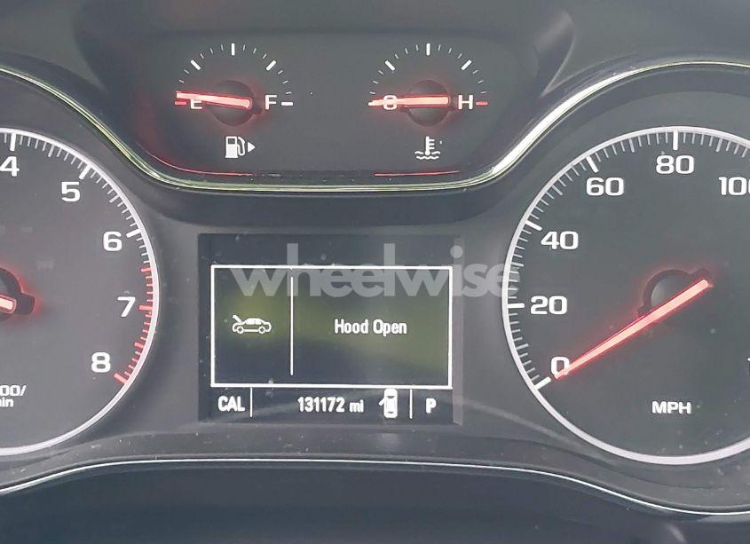 Photo 15 of 2019 Chevrolet Cruze LT (VIN 1G1BE5SM1K7122389)