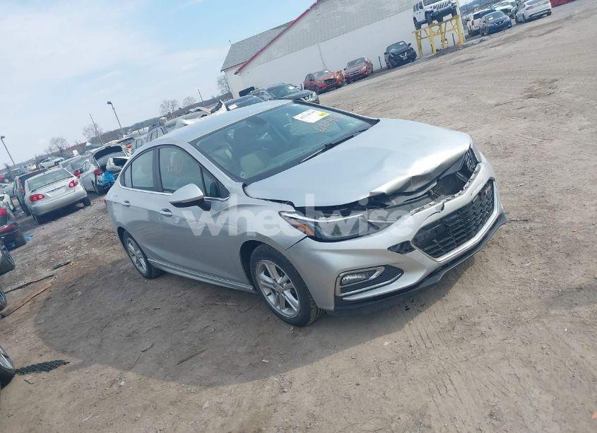 2016 Chevrolet Cruze LT AUTO (VIN 1G1BE5SM2G7246047) main photo