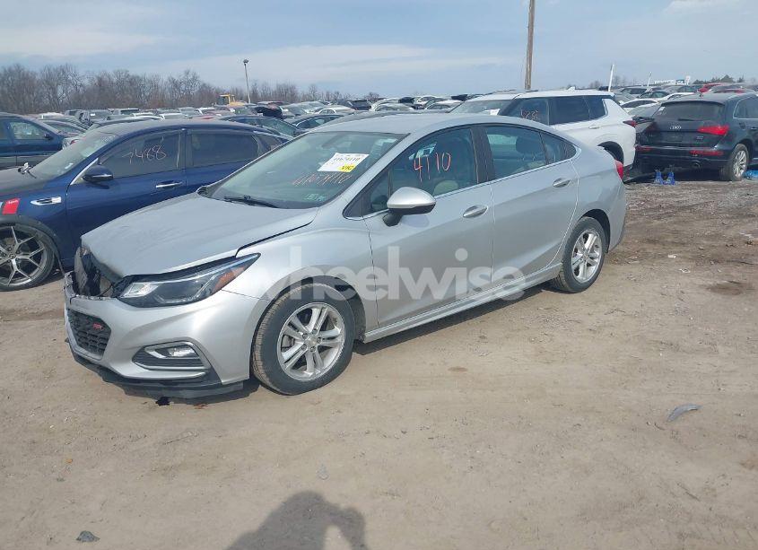 Photo 2 of 2016 Chevrolet Cruze LT AUTO (VIN 1G1BE5SM2G7246047)