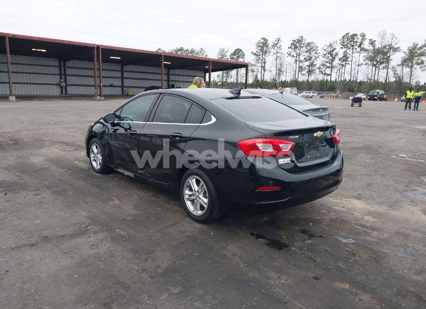 Photo 3 of 2016 Chevrolet Cruze LT AUTO (VIN 1G1BE5SM2G7260286)