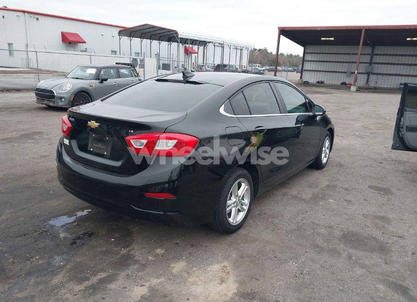 Photo 4 of 2016 Chevrolet Cruze LT AUTO (VIN 1G1BE5SM2G7260286)