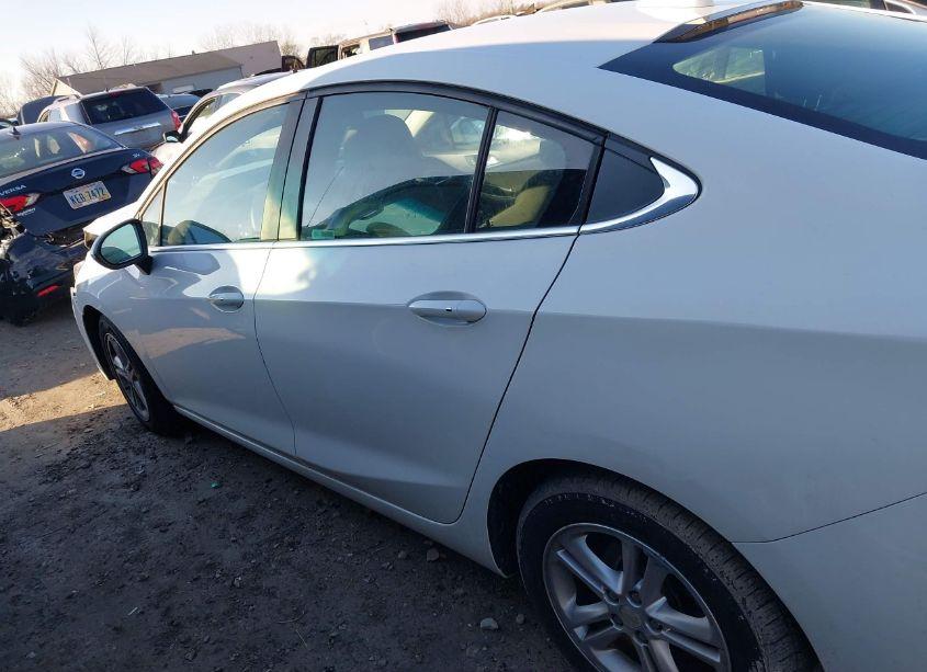 Photo 14 of 2016 Chevrolet Cruze LT AUTO (VIN 1G1BE5SM2G7261244)