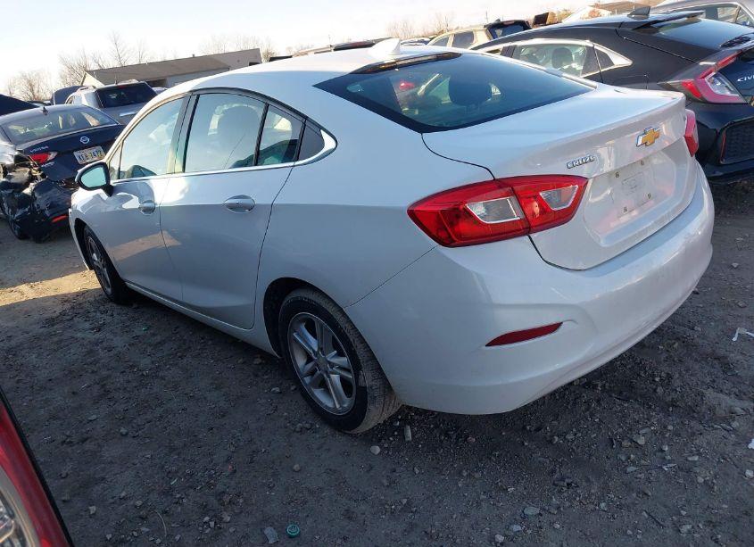 Photo 3 of 2016 Chevrolet Cruze LT AUTO (VIN 1G1BE5SM2G7261244)