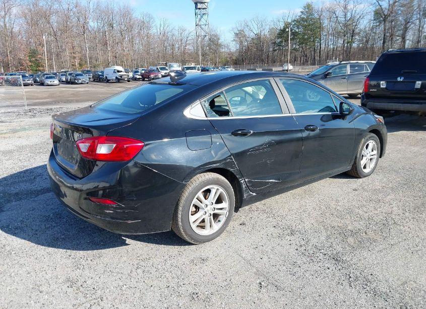 Photo 4 of 2016 Chevrolet Cruze LT (VIN 1G1BE5SM2G7261275)